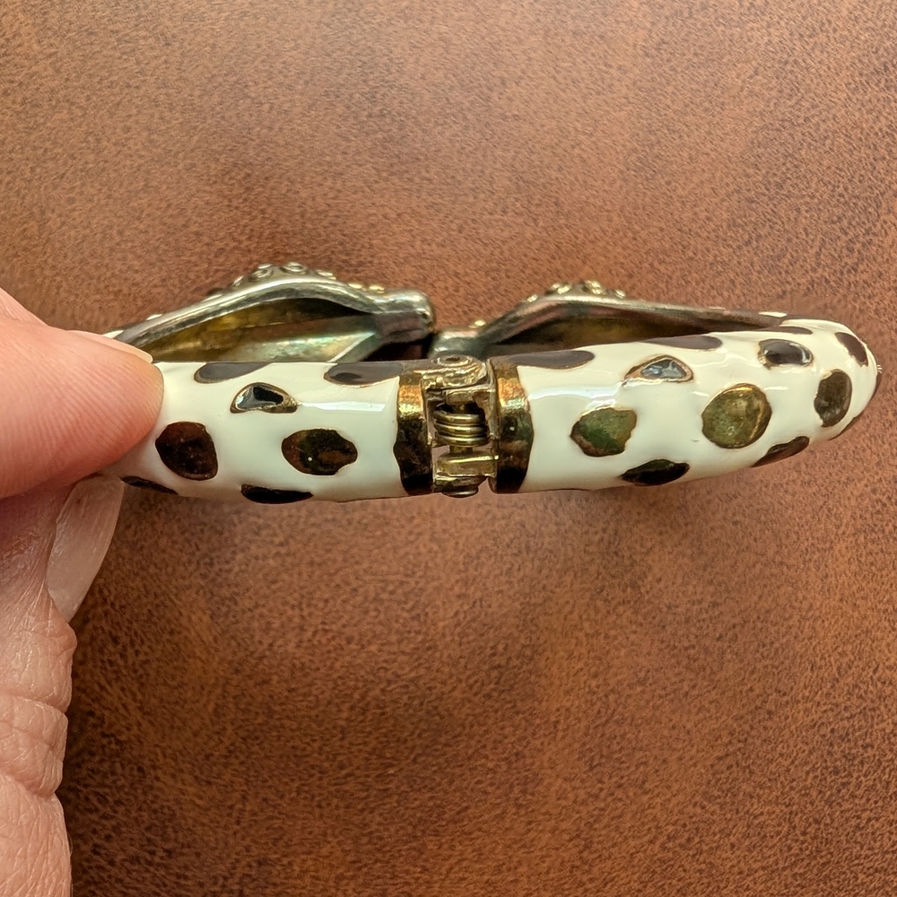 Gold and Black Giraffe Bangle Bracelet - Picture 4 of 6